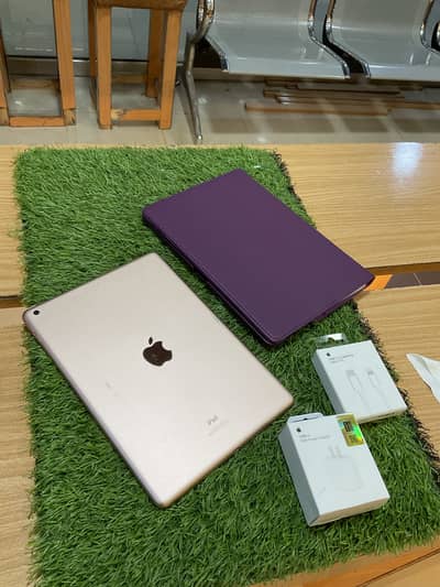 iPad 8th Genration , 128GB , With Charger