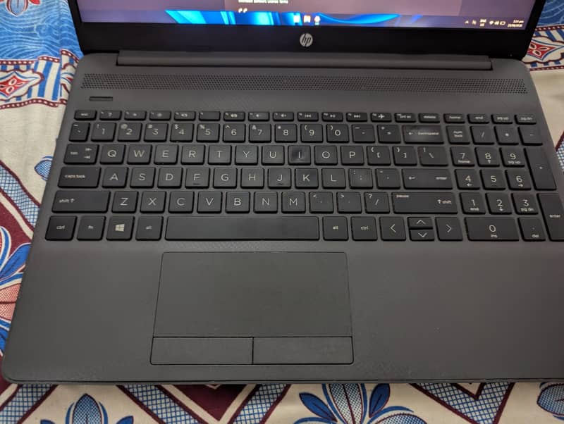 Hp Notebook G8 255 4