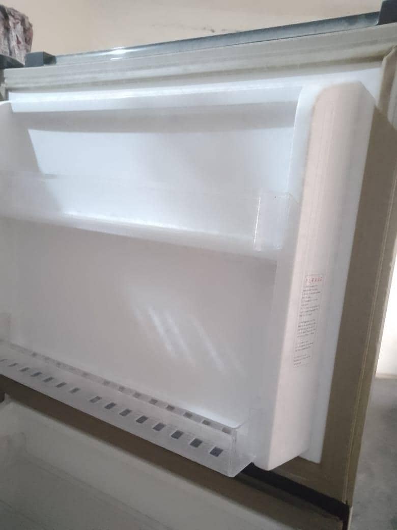 Dawlance refrigerator 4