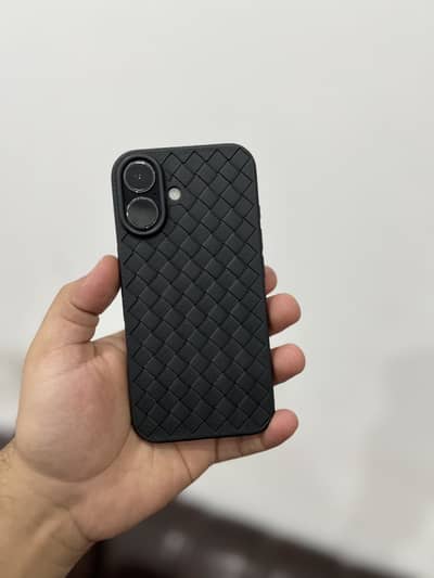 Apple iPhone 16