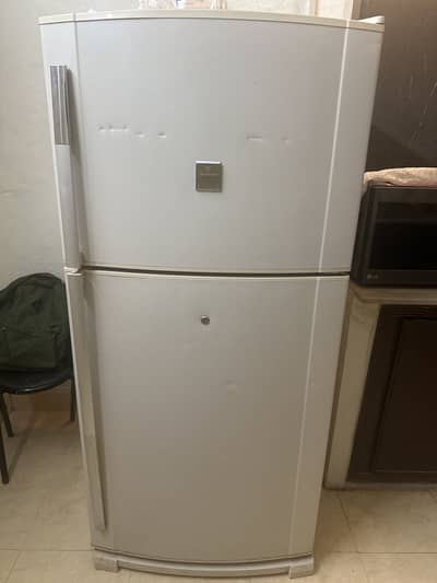 No frost imported full size in a good working condition ,