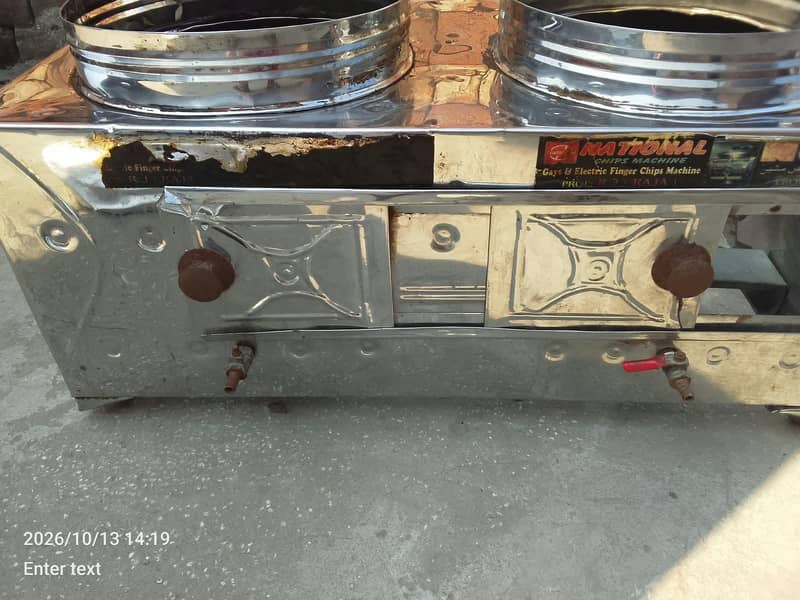Kitchen stove 0