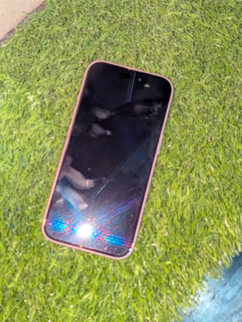 Apple iPhone 15 6