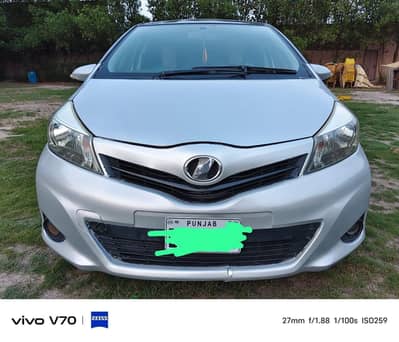 Toyota Vitz 2011