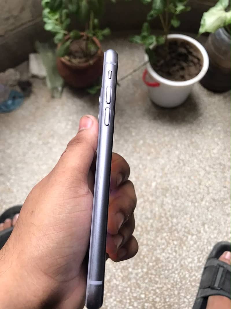 Apple iPhone 11 2