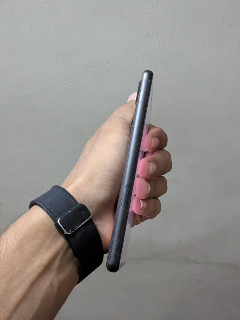 Google Pixel 6a 3