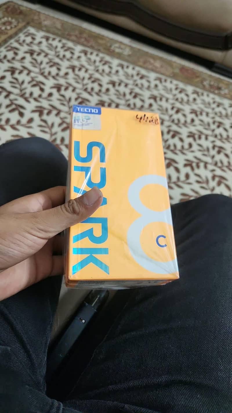 Tecno Spark 8C 2