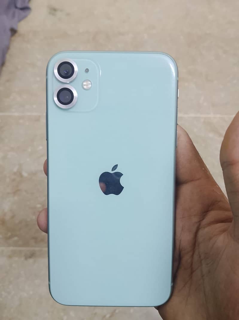 Apple iPhone 11 0