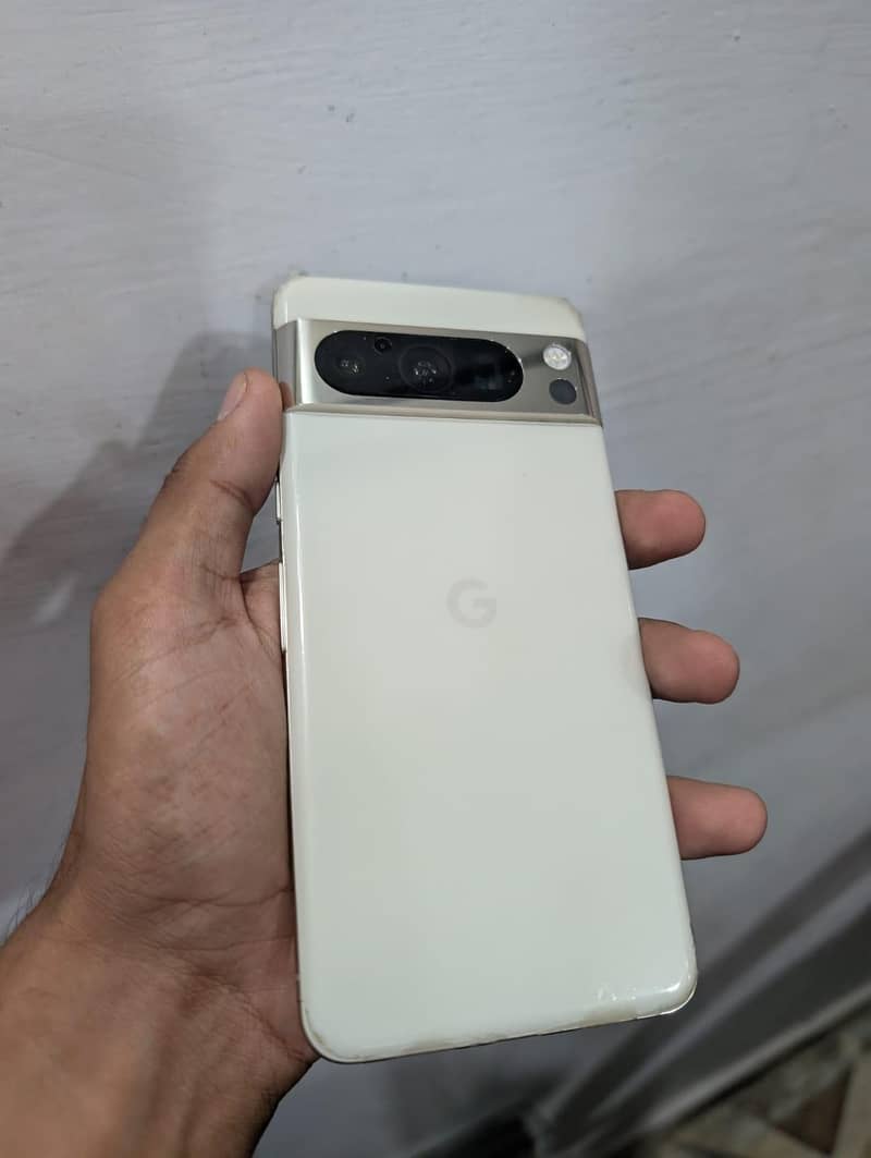 Google Pixel 8 Pro 1