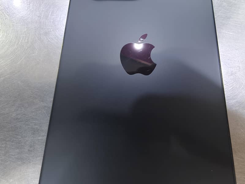 Apple iPhone 16 Pro 5