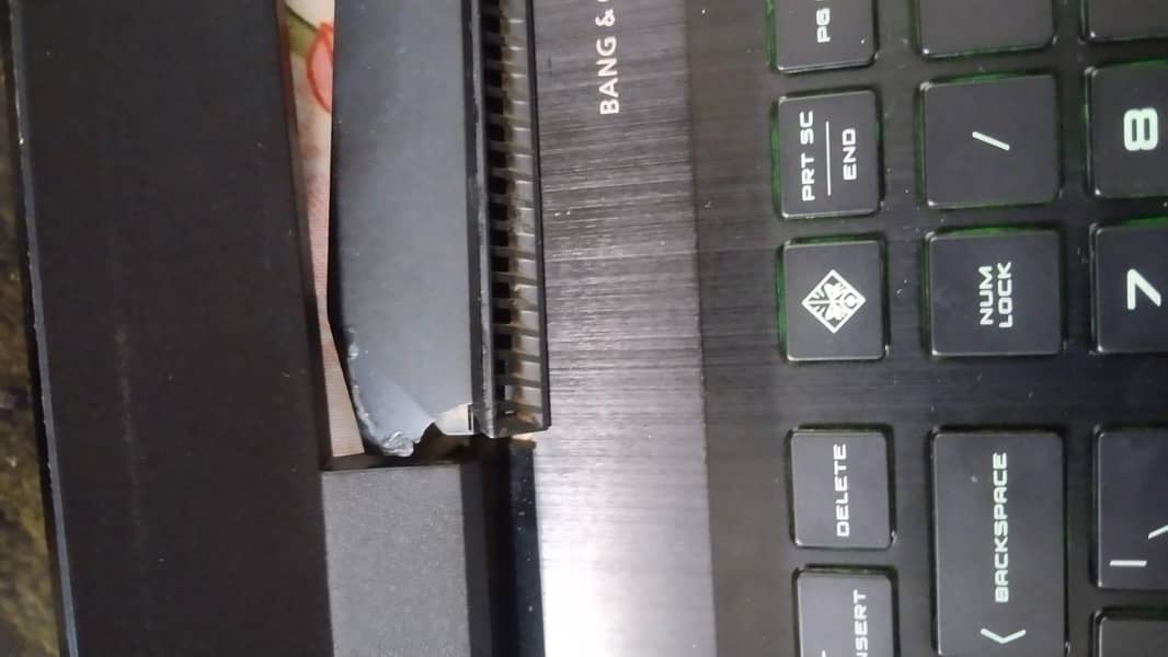 HP OMEN 15 5