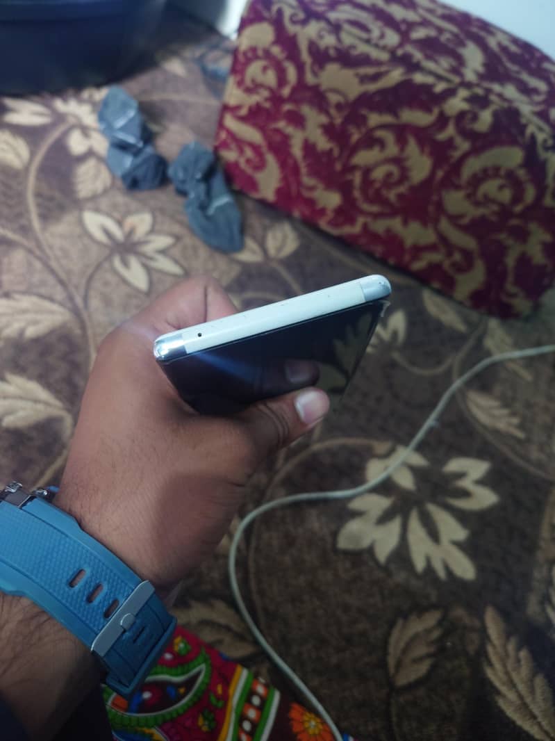 Google Pixel 6 Pro . Exchange possible. 03042215559 4