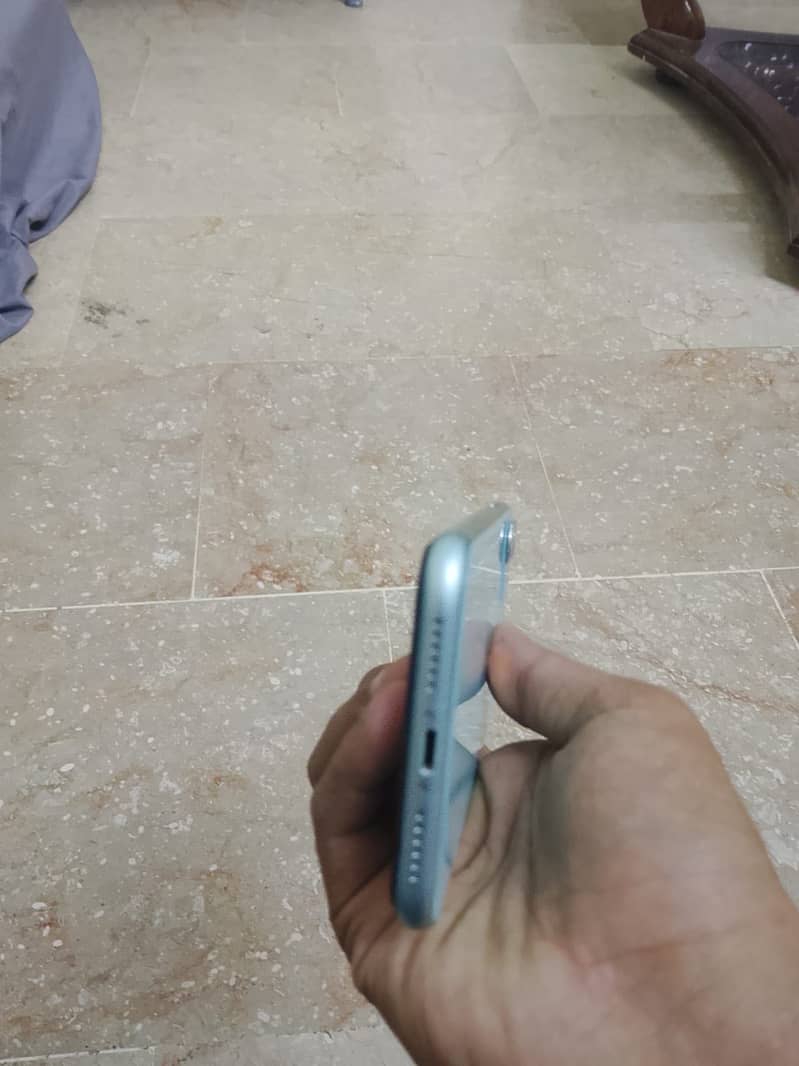 Apple iPhone 11 2
