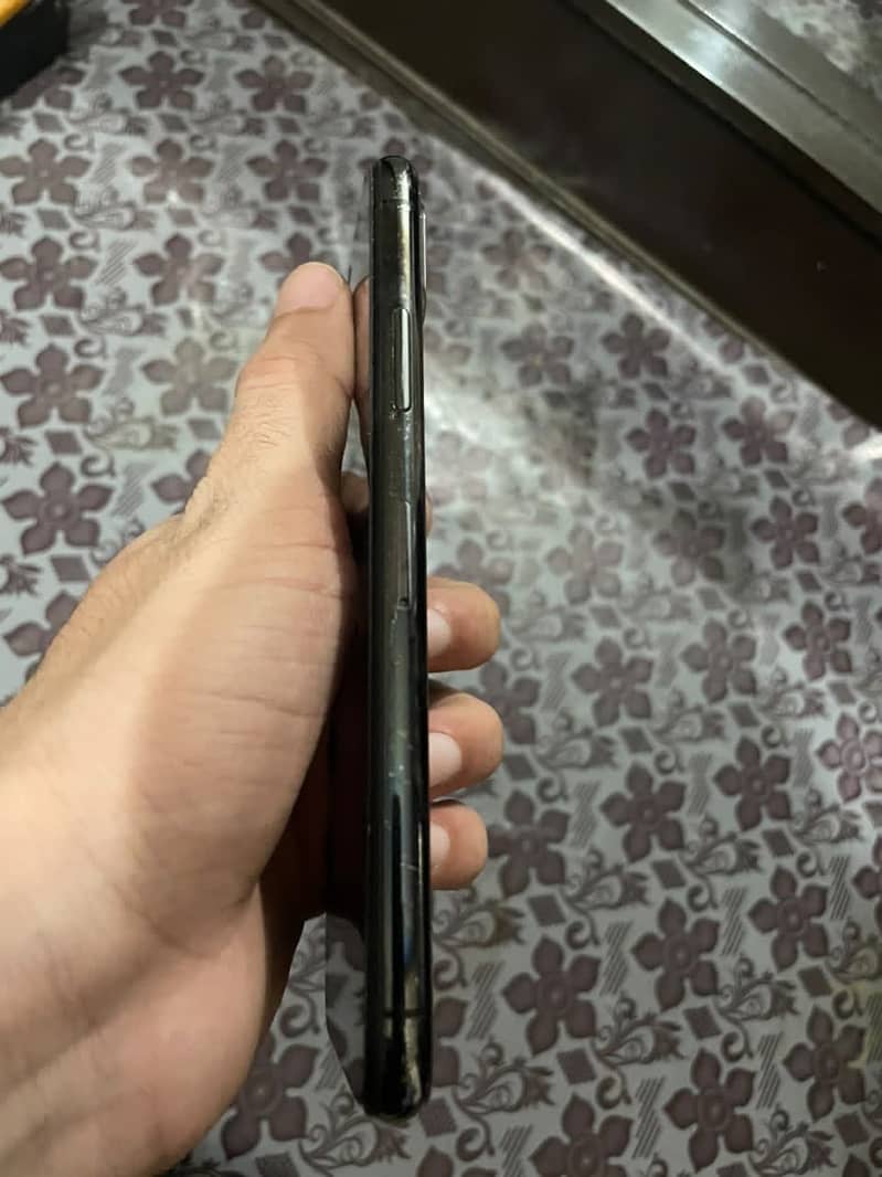 Apple iPhone X 2