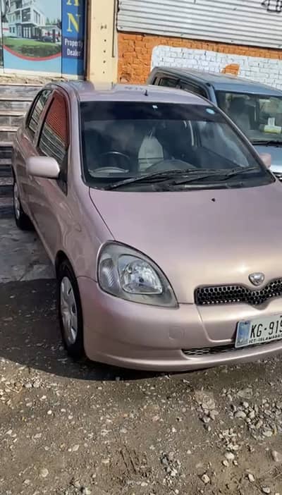 Toyota Vitz 2000