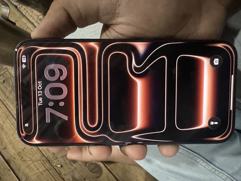 Apple iPhone 17 Pro Max 6