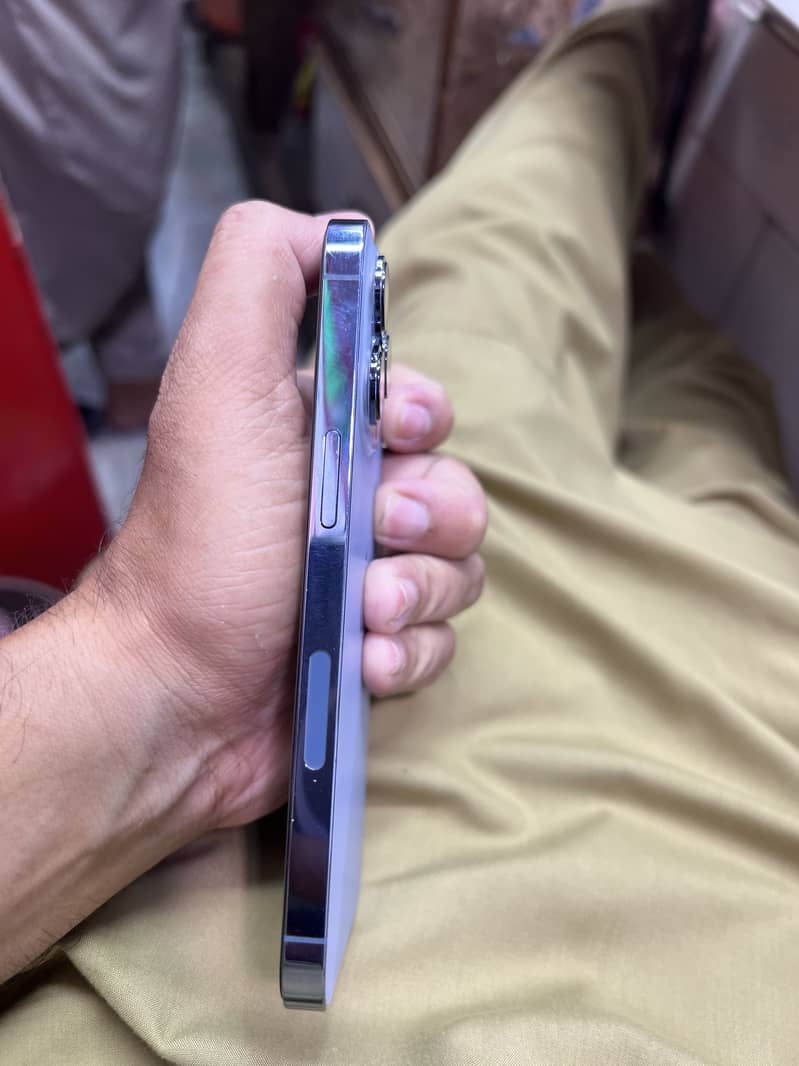 Apple iPhone 13 Pro 3