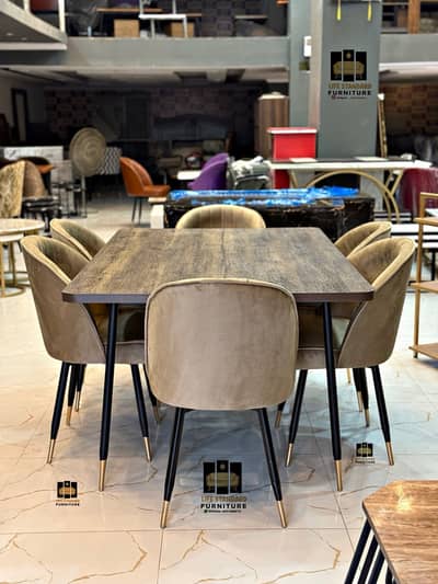 Luxury Dining Tables - Royal Dining Tables - Dining Tables with chairs