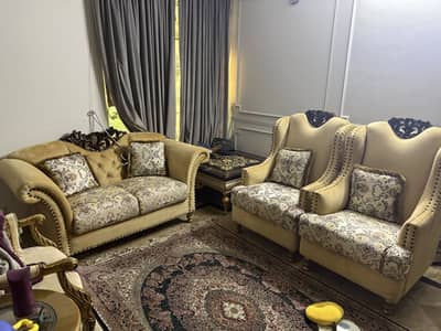 7 Seater Sofa set kikar wood and imported Foam in excellent condition