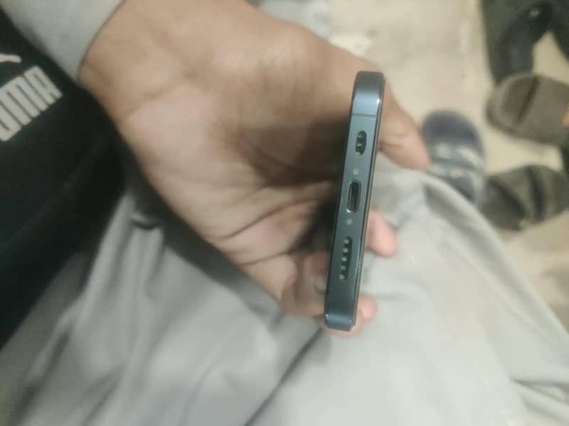 Apple iPhone 12 Pro 4