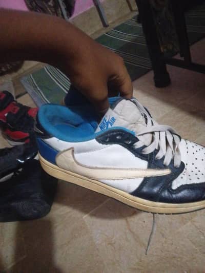 jordan 1 fragment design X travis scott