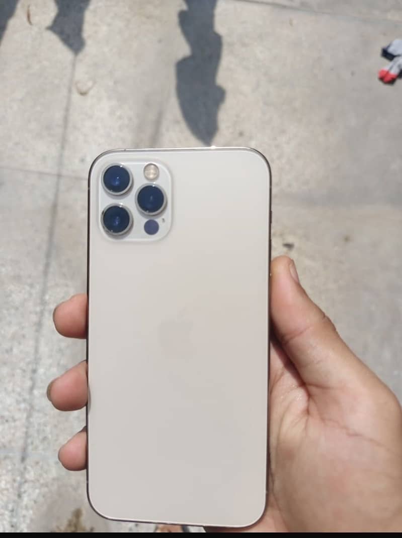 Apple iPhone 12 Pro 0
