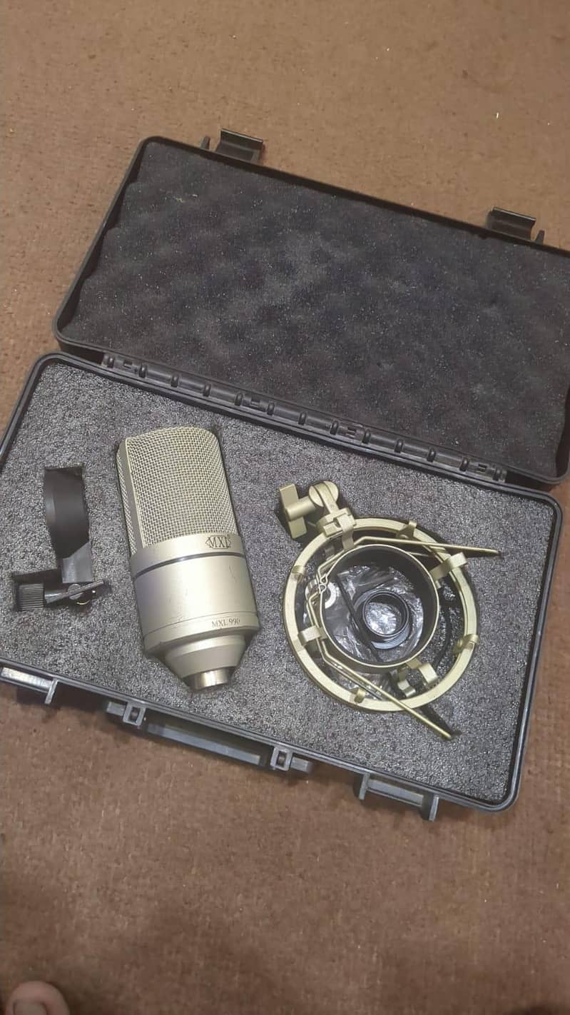 MXL 990 Microphone 0