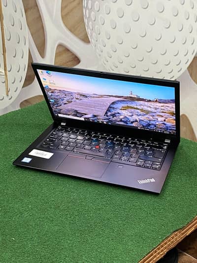 Lenovo t480s core i7 8th gen 8gb ram 256gb ssd laptop
