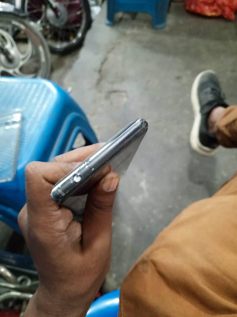 Google Pixel 6 4