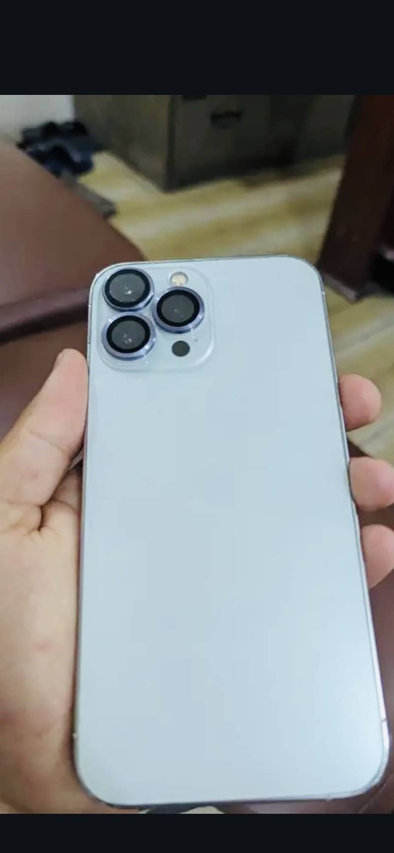 Apple iPhone 13 Pro Max 1