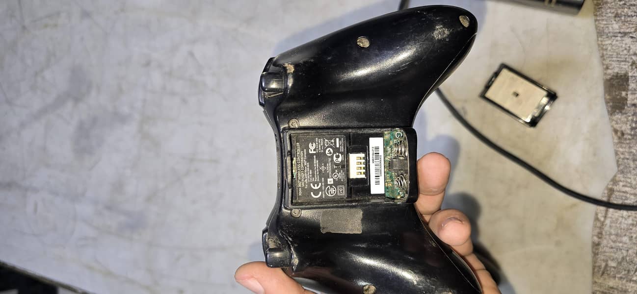 XBOX 360 ORIGINAL CONDITION 5