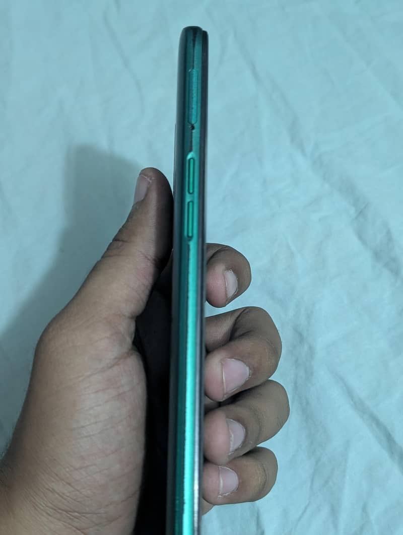 Realme 5i 1