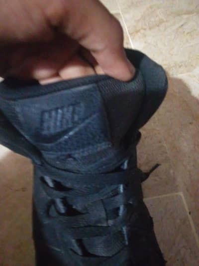 nike ebernon mid triple black