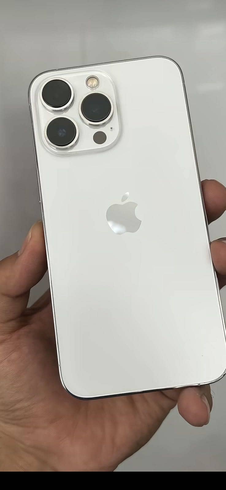 Apple iPhone 13 Pro 0