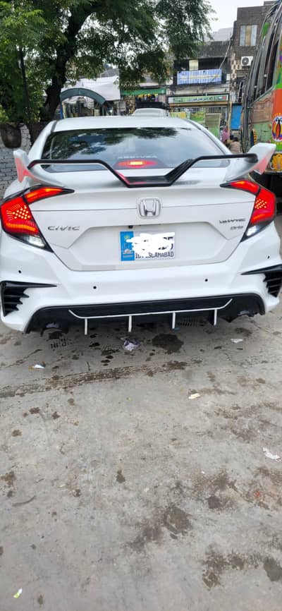 sanke style back lights dor honda civic x shape