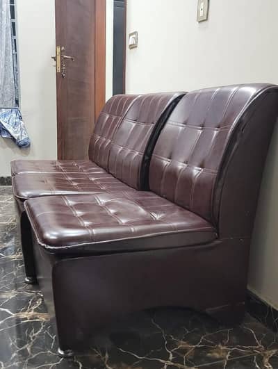 Office Sofa's 6 Seats Rexine leather premium quality