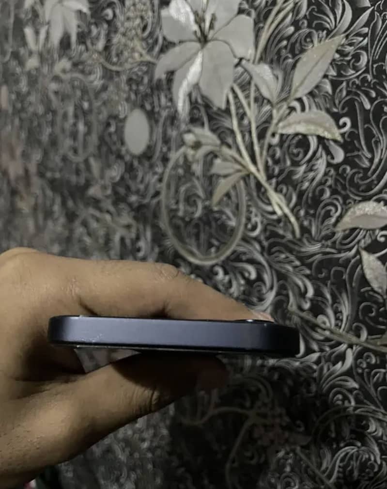 Apple iPhone 12 5
