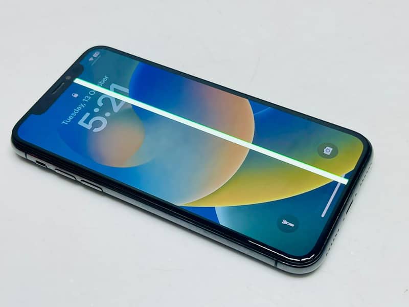 Apple iPhone X 3