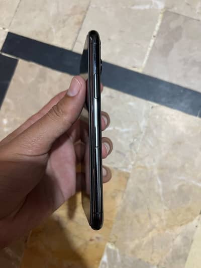 Apple iPhone 11 Pro