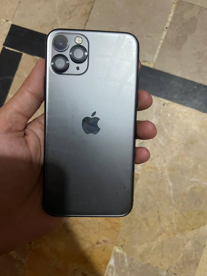 Apple iPhone 11 Pro 2