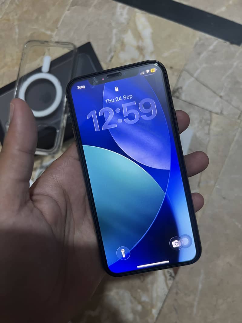 Apple iPhone 11 Pro 8