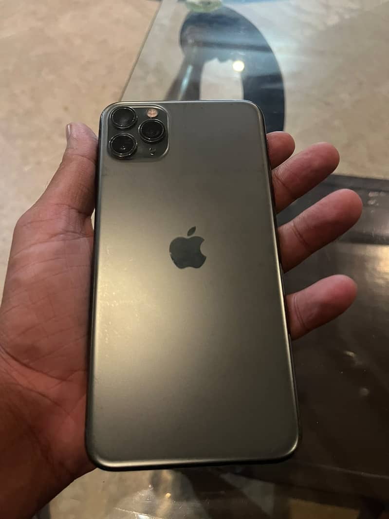 Apple iPhone 11 Pro Max 3