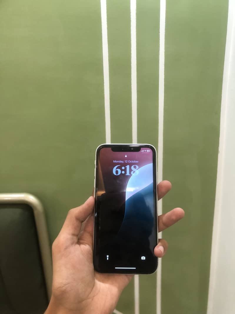 Apple iPhone XR 2