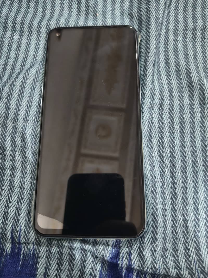 OPPO A76 1