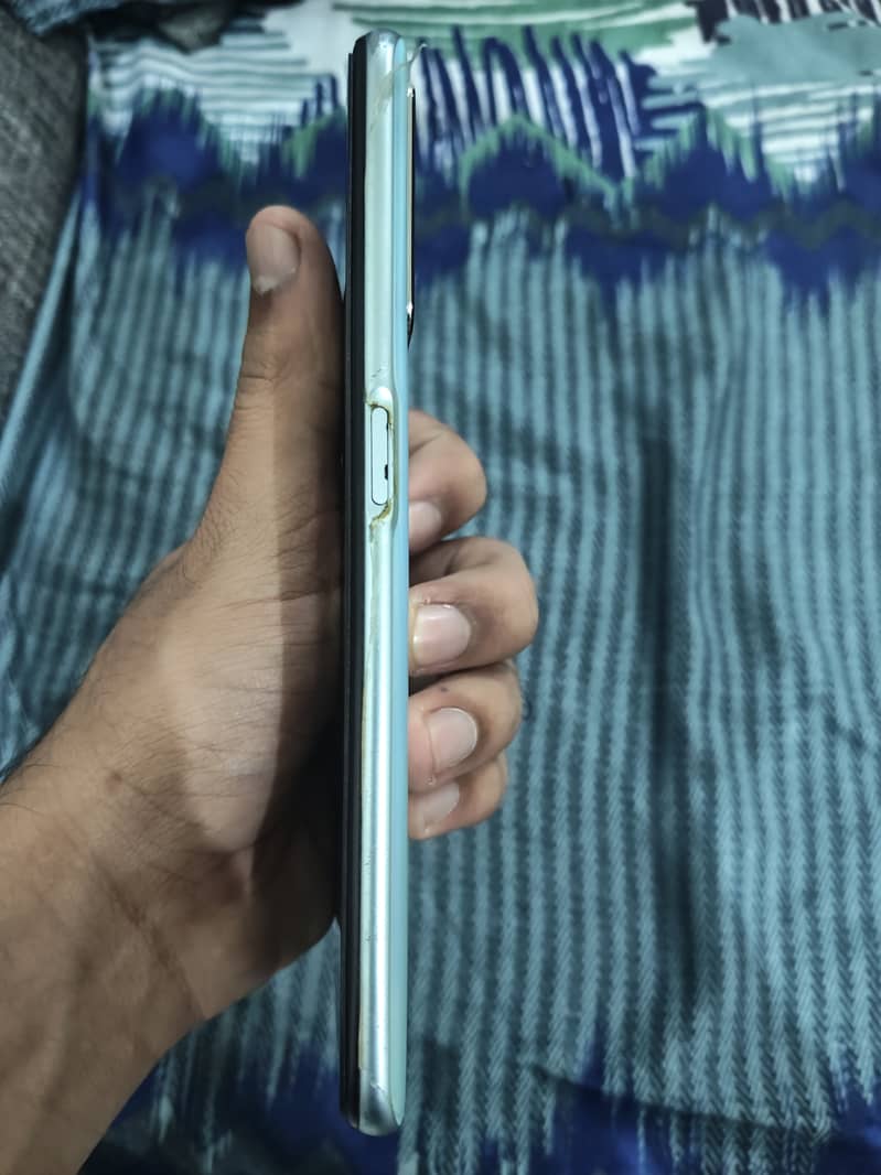 OPPO A76 6