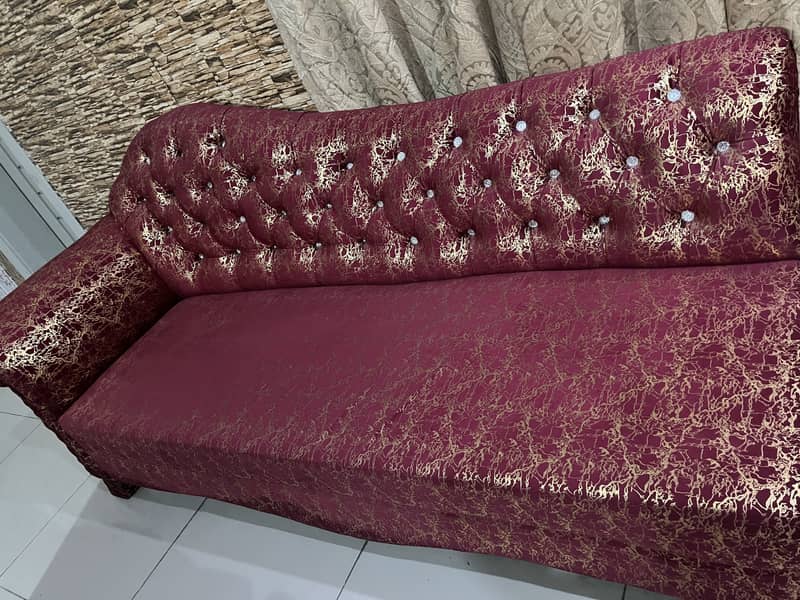 Dewan sofa 0