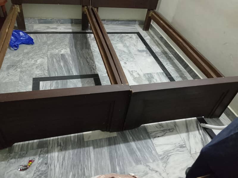 two single bed 3