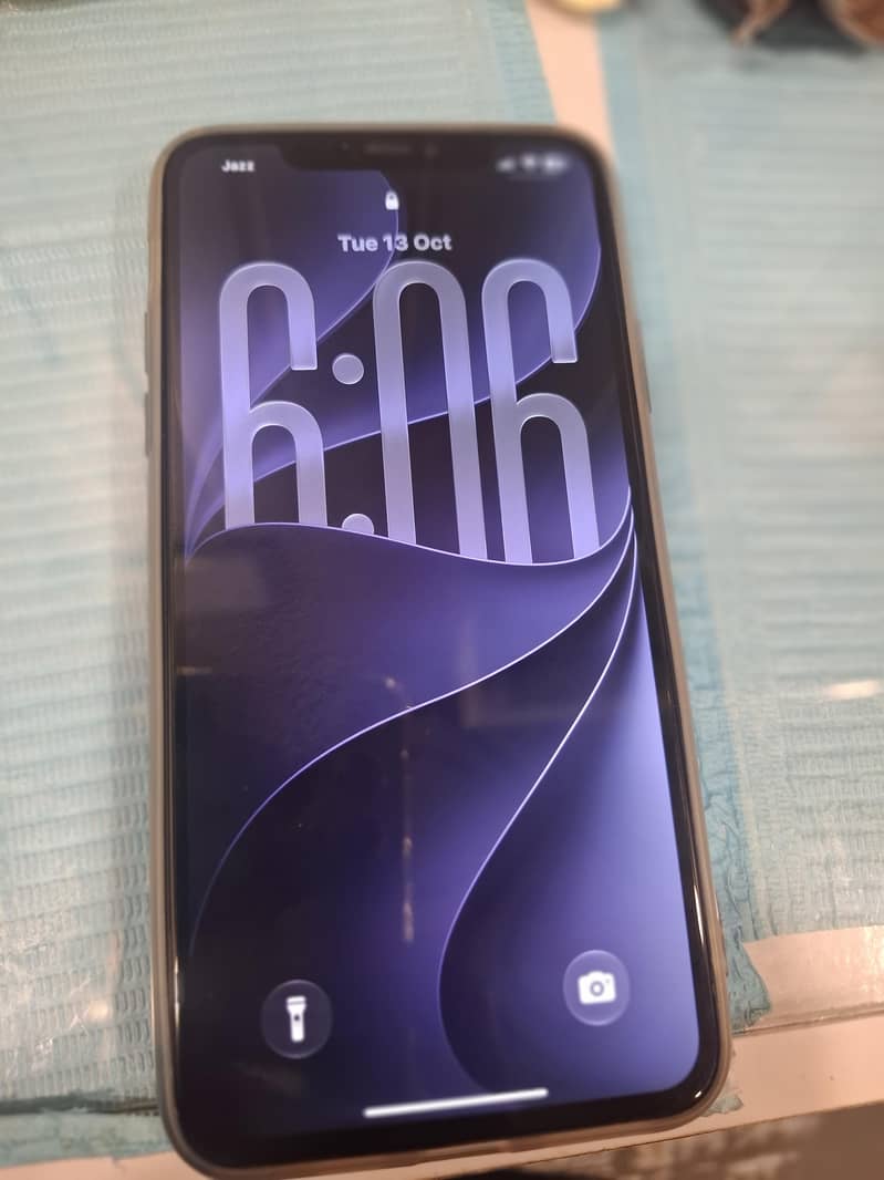 Apple iPhone 11 Pro Max 1