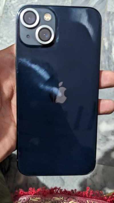 Apple iPhone 13