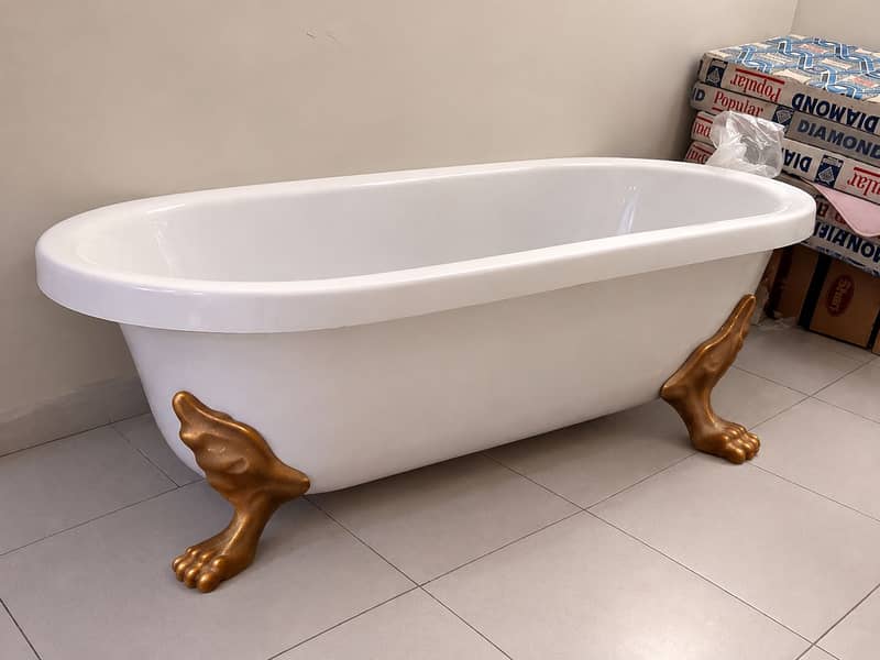 Bath Tub 0